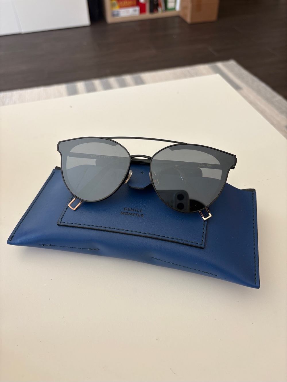 GENTLE MONSTER Last Bow Sunglasses - Picture 2 of 7